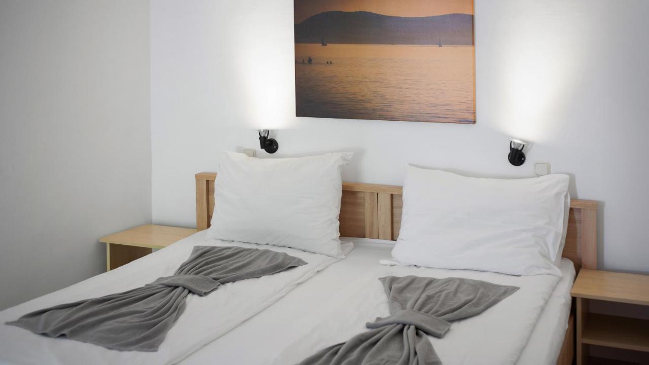 Hotel Platan Замарди Экстерьер фото